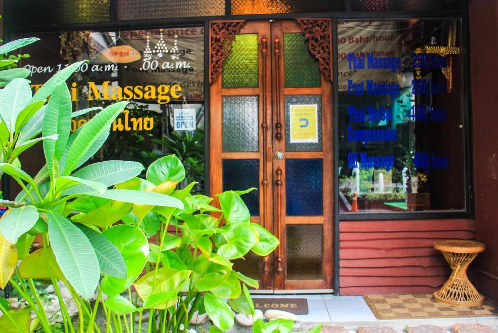 Wendy House Hotel Bangkok Exterior photo